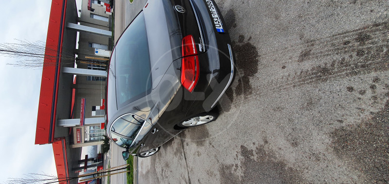 Passat 2.0 tdi 140 000 km, u NIPEX-u održavan, 2014 g