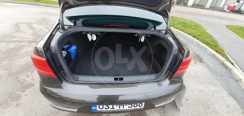 Passat 2.0 tdi 140 000 km, u NIPEX-u održavan, 2014 g