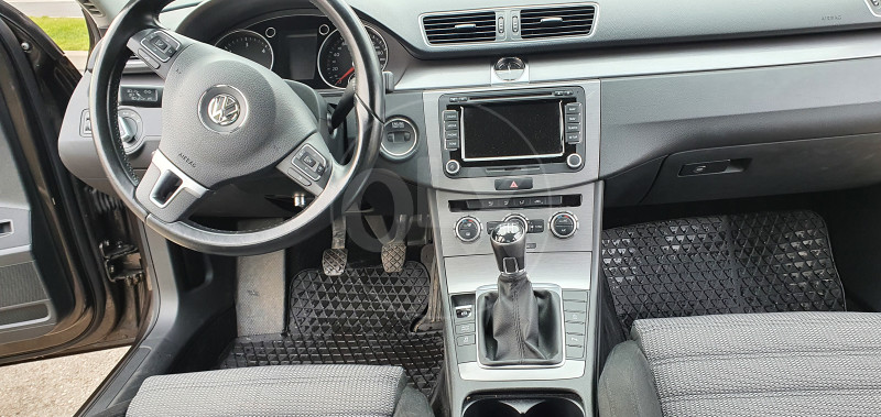 Passat 2.0 tdi 140 000 km, u NIPEX-u održavan, 2014 g