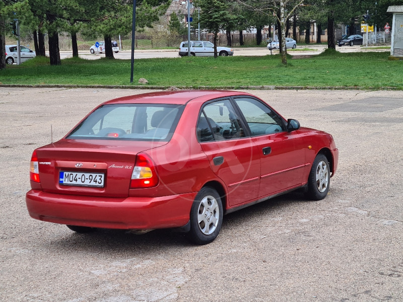 Hyundai Accent Automobili OLX.ba