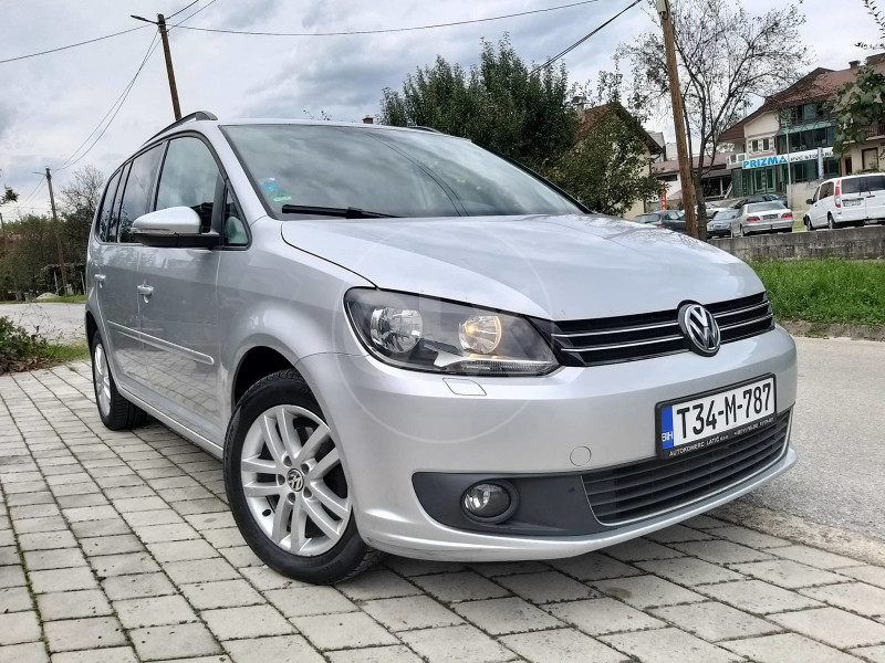 Volkswagen Touran 1.6 TDI DSG Automatik 2011