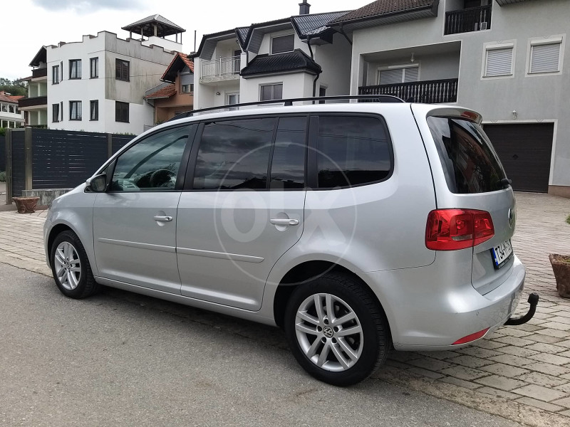 Volkswagen Touran 1.6 TDI DSG Automatik 2011