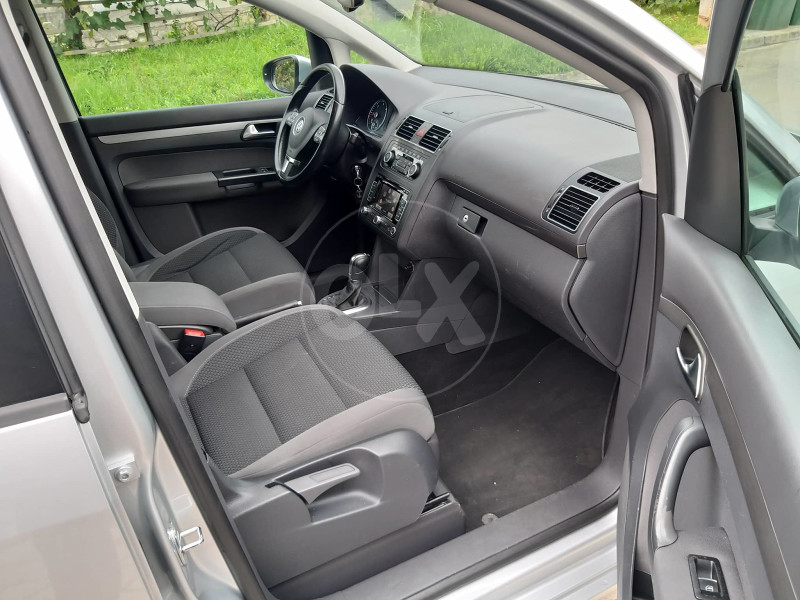 Volkswagen Touran 1.6 TDI DSG Automatik 2011