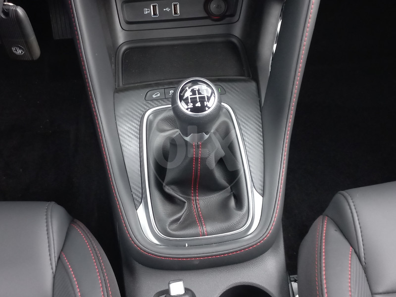 MG ZS 1.5L EXCLUSIVE