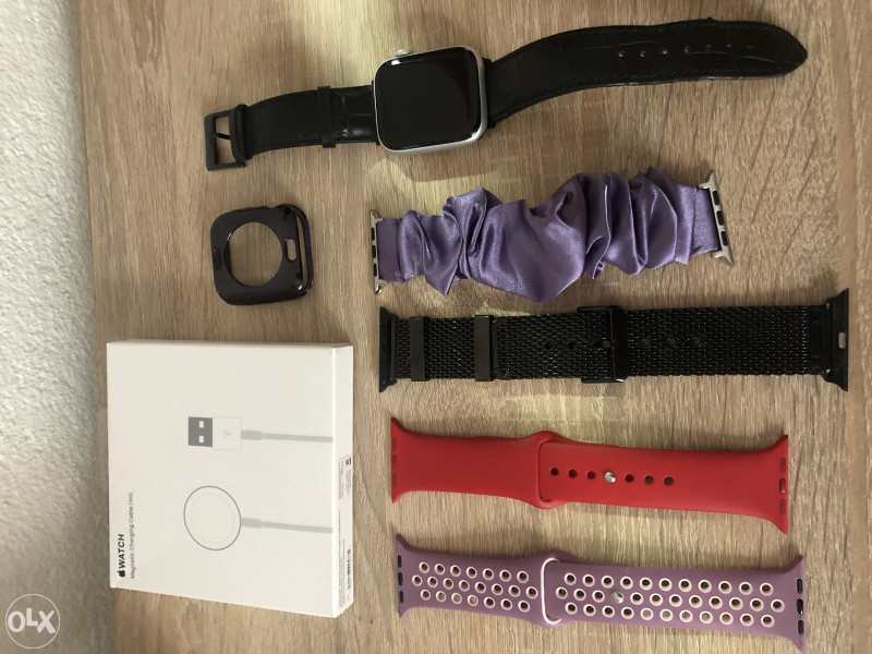 nike  watch series 4 44mm