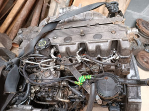 Motor u djelovima jeep cherokee 2.5 tds
