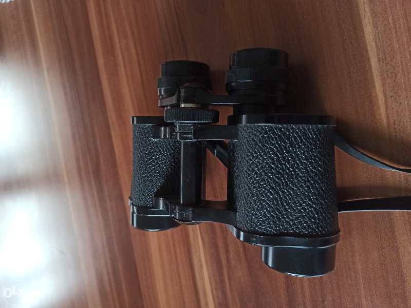 Dvogled  Revue 8x30