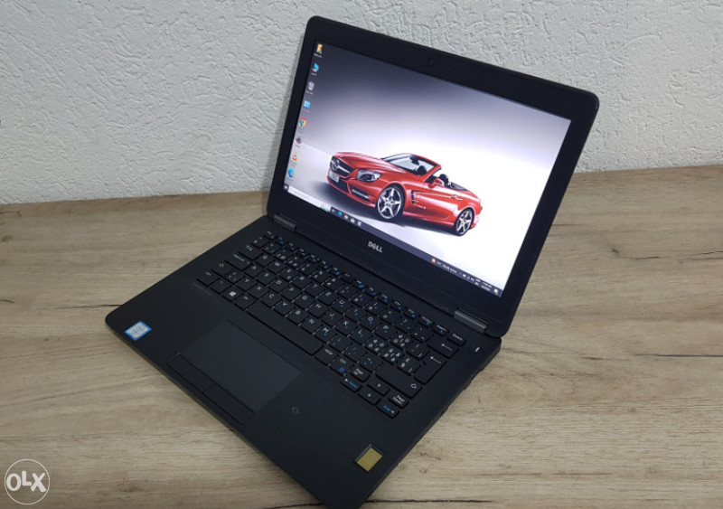 UltraBook Dell Latitude E7270 - Core I7, 16Go RAM, 250Go SSD, Écran 12" Full HD, Windows 10 Pro