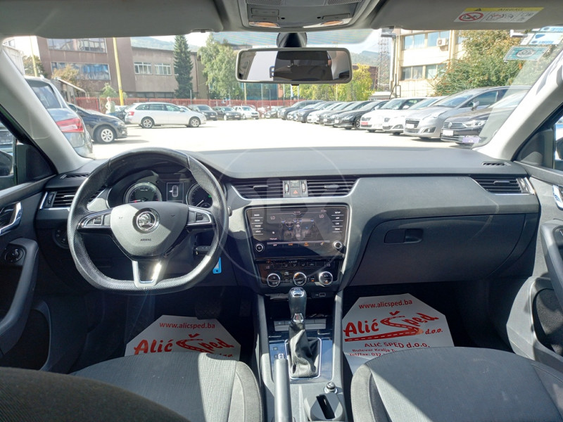 ŠKODA OCTAVIA 2.0 TDI ALU LED XENON