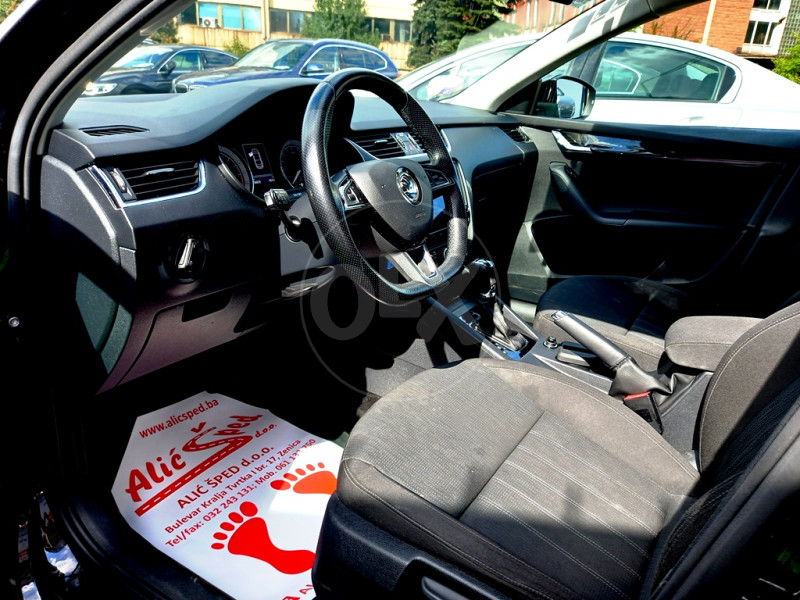 ŠKODA OCTAVIA 2.0 TDI ALU LED XENON