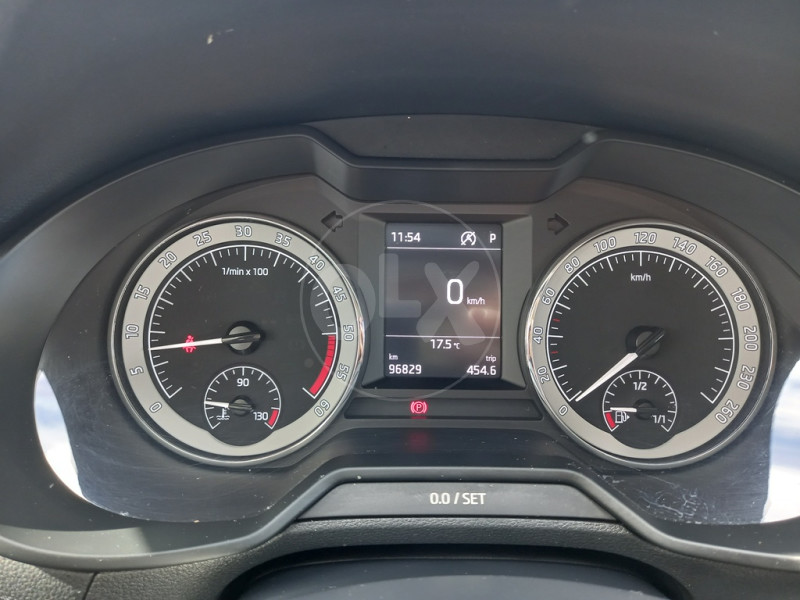 ŠKODA OCTAVIA 2.0 TDI ALU LED XENON