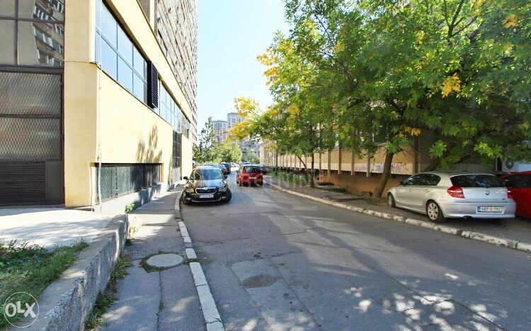 Dvoetažni poslovni prostor u prizemlju, Dolac Malta