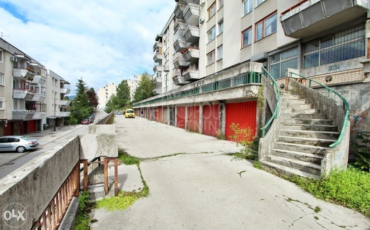 Poslovni prostor u prizemlju, Koševsko brdo, Centar