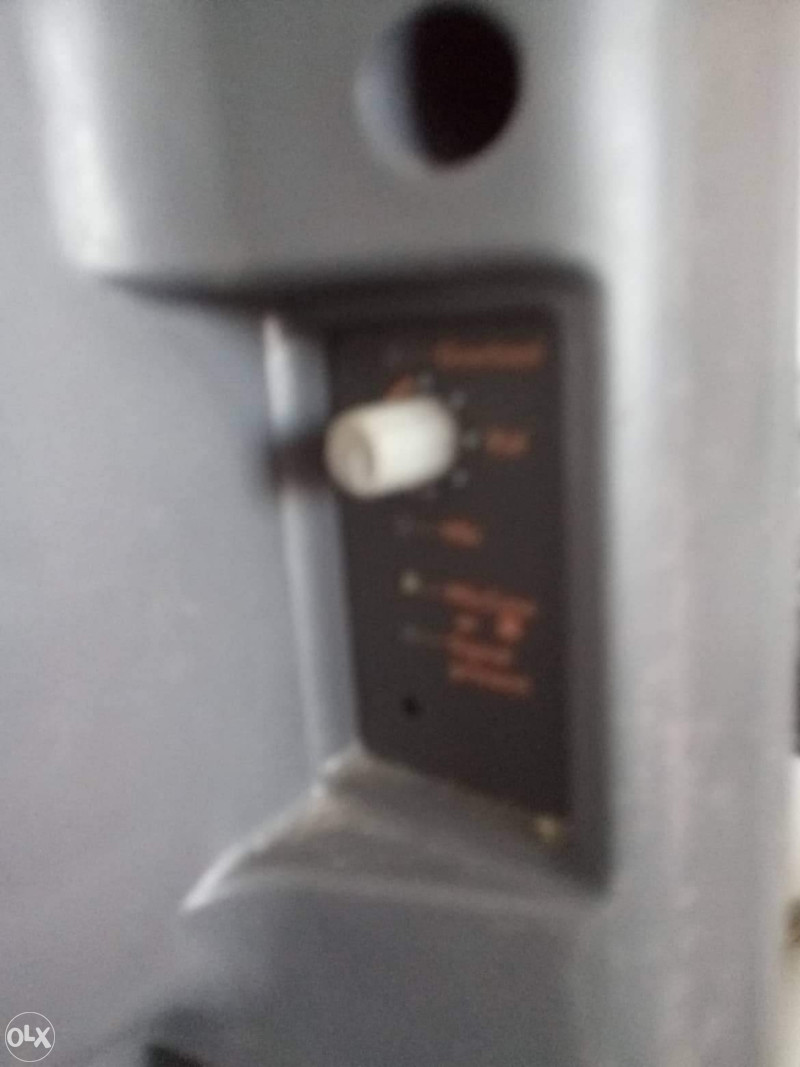 JBL zvucnik aktivni zvucna kutija 15 inca - Zvučnici - OLX.ba