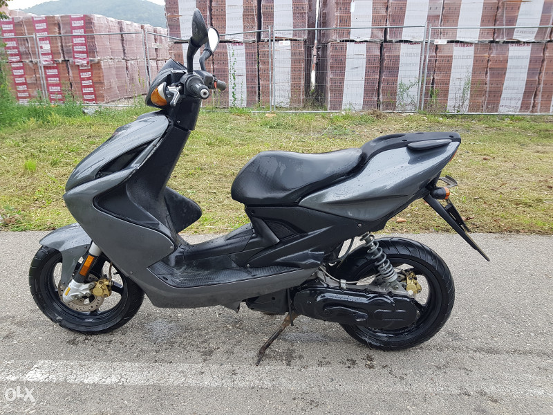 Yamaha Aerox 50 2t skuter Motocikli