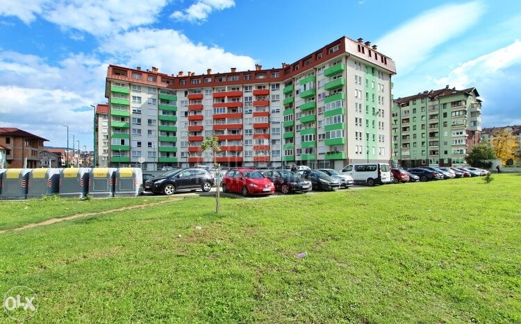 Nekorišten, trosoban stan s parkingom, Dobrinja V