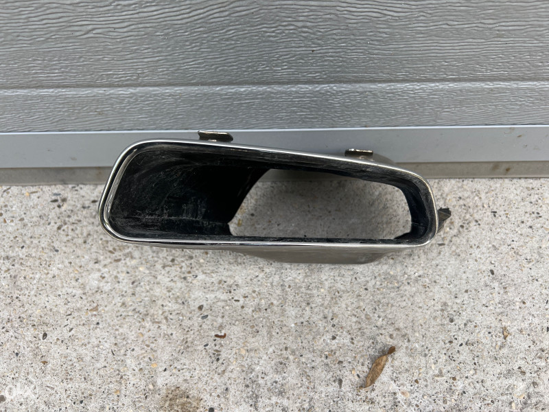 RORA AUSPUH NASTAVAK DESNO AUDI A6 4G 4G0253825P