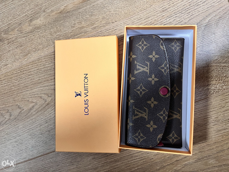 Louis Vuitton ženski novčanik 🔝 1200 din. #zenskinovcanici #novcanici