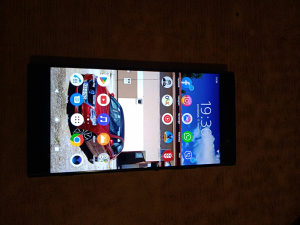 Sony Xperia XA2 (Mobiteli)
