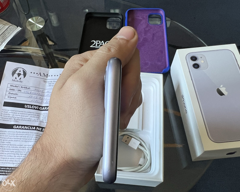 Iphone 11 Purple 128 giga. Stanje kao novo! Cijena 790KM
