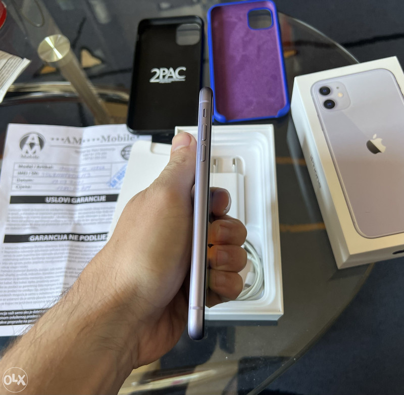 Iphone 11 Purple 128 giga. Stanje kao novo! Cijena 790KM