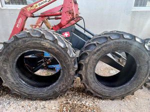 Traktorske gume 480 65 r28 2 cm šare