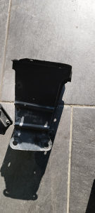 Nosač grede mercedes b clasa 130500210