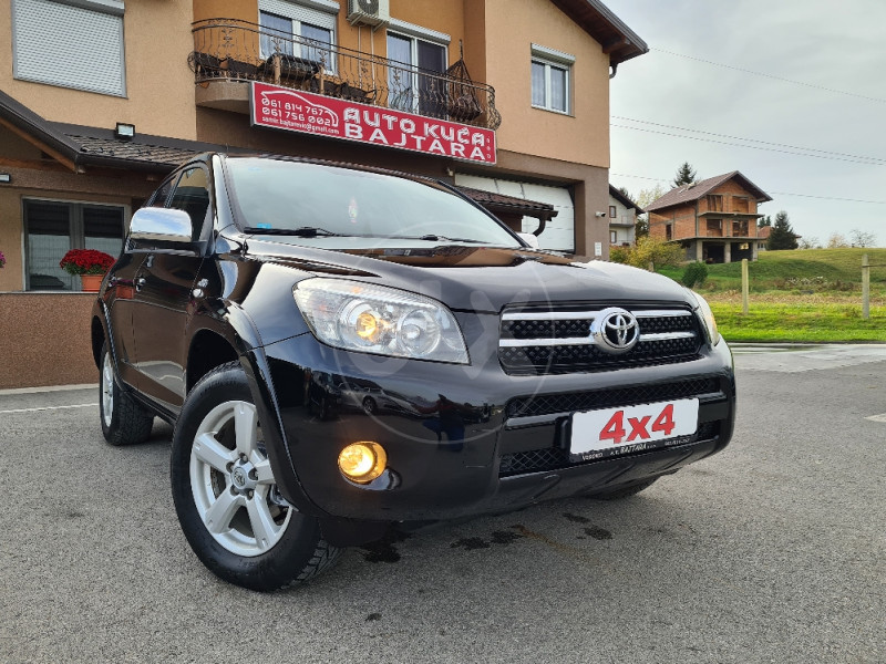 TOYOTA RAV 4 2.2 D-CAT 12/2006 GOD TOP STANJE