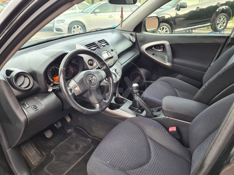 TOYOTA RAV 4 2.2 D-CAT 12/2006 GOD TOP STANJE