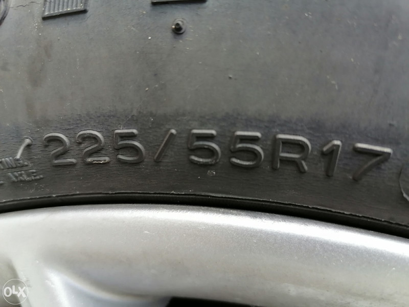 225 55 17 Goodrich zimske 6mm