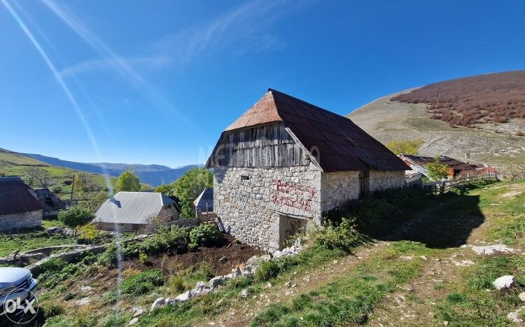 Objekat sa dvorištem, Lukomir, Bjelašnica
