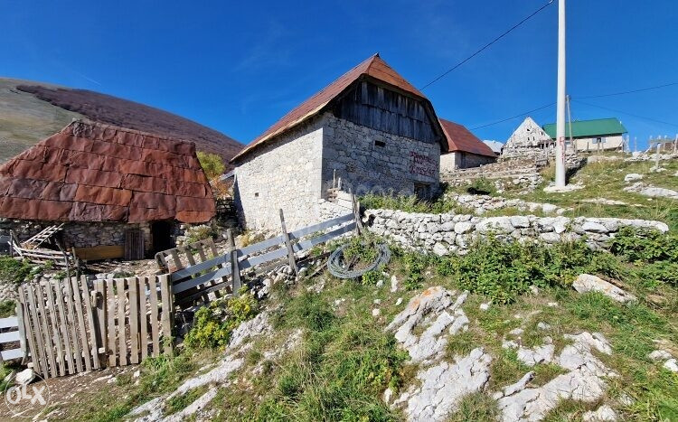 Objekat sa dvorištem, Lukomir, Bjelašnica