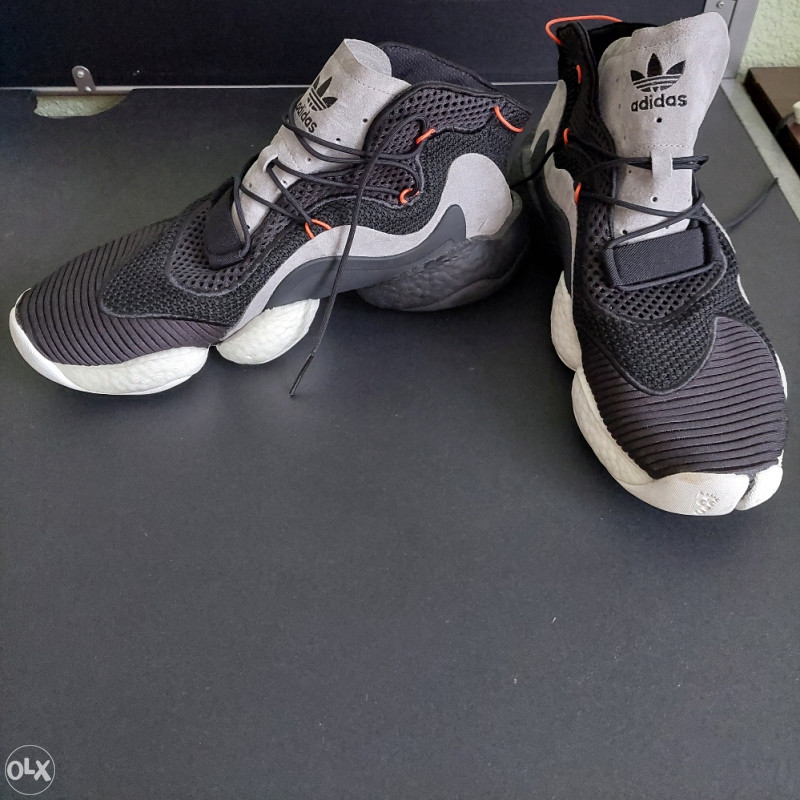 Adidas Crazy BYW ADV 98 18 patike tene 46 broj Tene Patike za mu karce OLX.ba