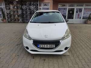 Peugeot 208  1.4 hdi