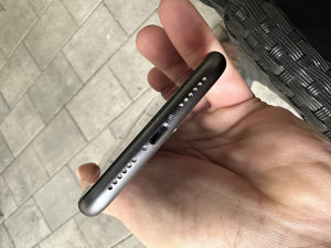 Iphone 11 Apple garancija 4/23