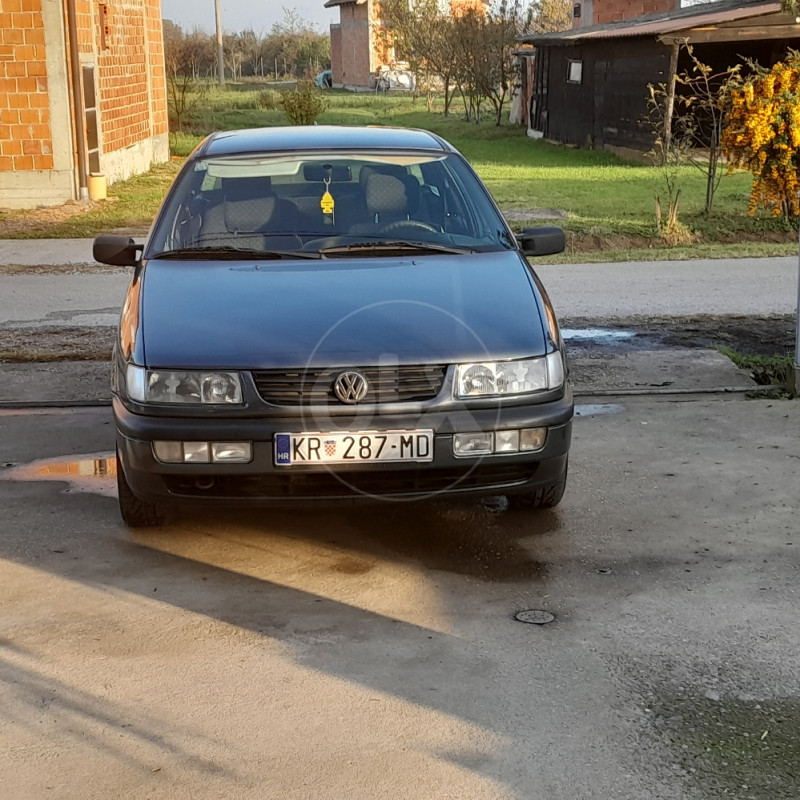 Volkswagen Passat delfin Hr table