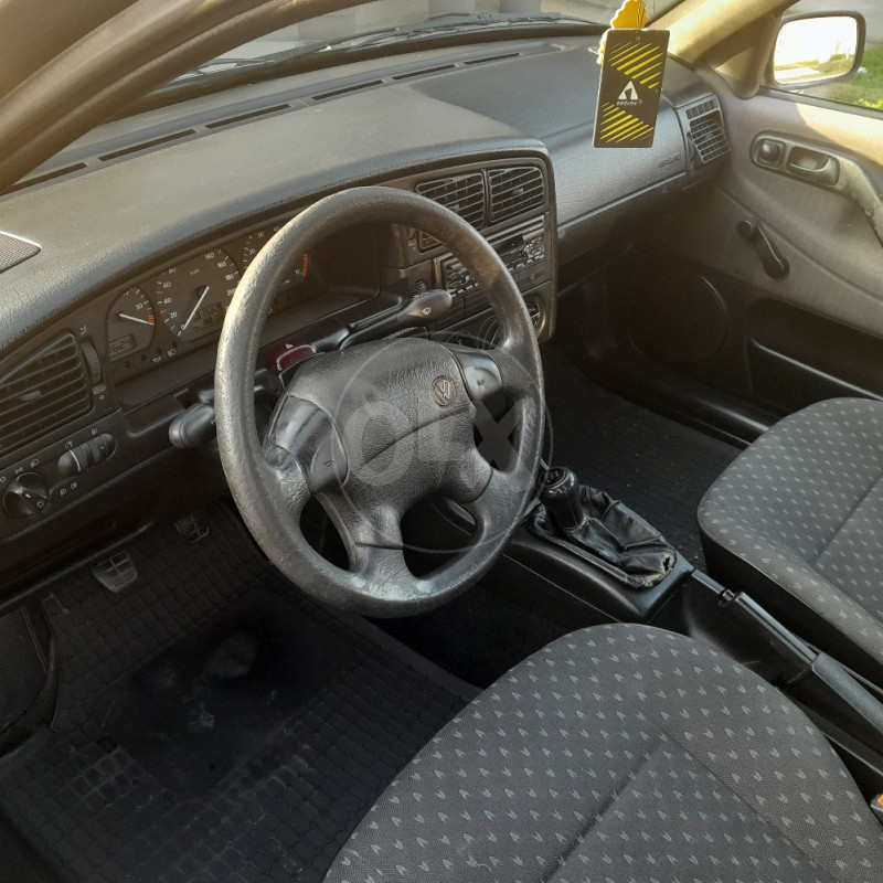 Volkswagen Passat delfin Hr table