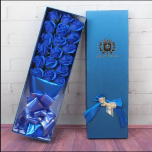 Plavi buket od 18 ruza (Za poklon , Valentinovo , rodjendan )