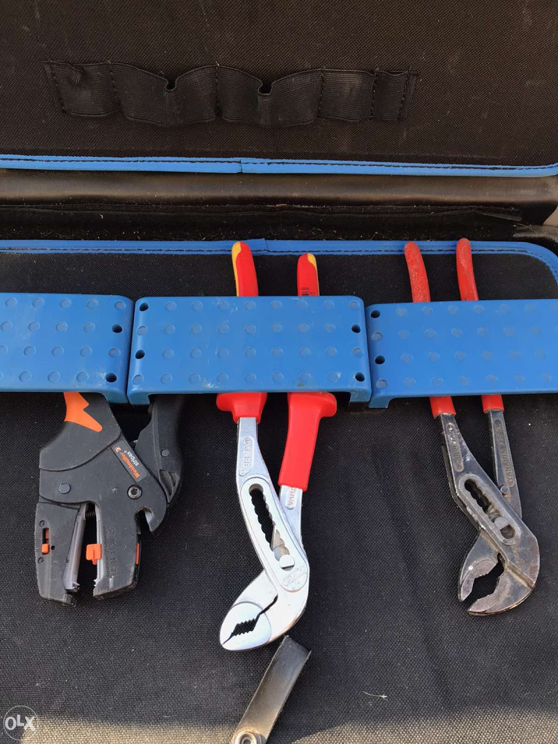 Kofer sa alatom , KNIPEX , WIHA . Moguca kupovina pojedinac.......