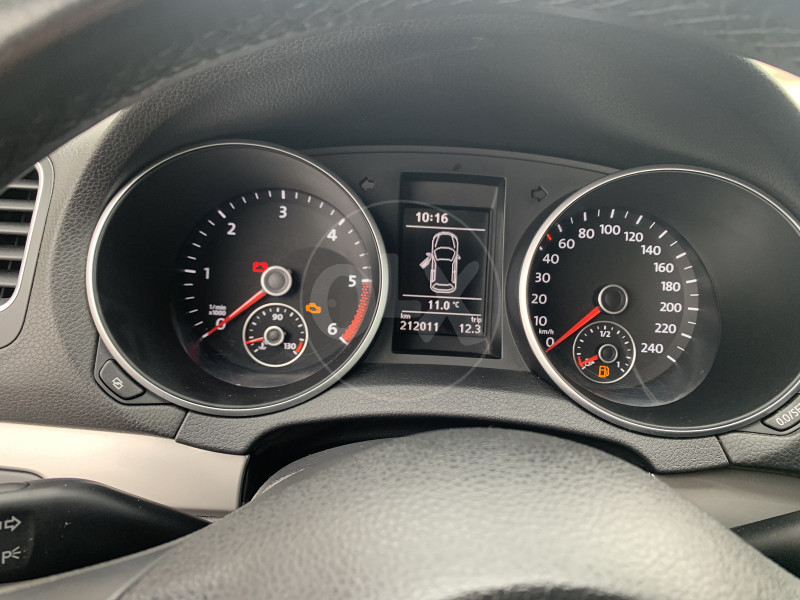 VW GOLF 1.6 TDI MODEL 2012