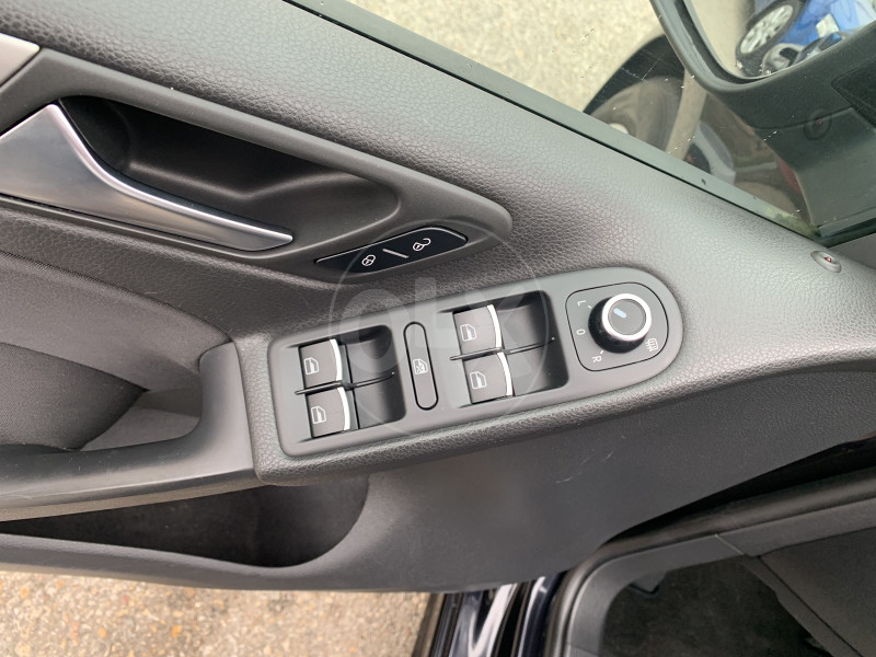 VW GOLF 1.6 TDI MODEL 2012
