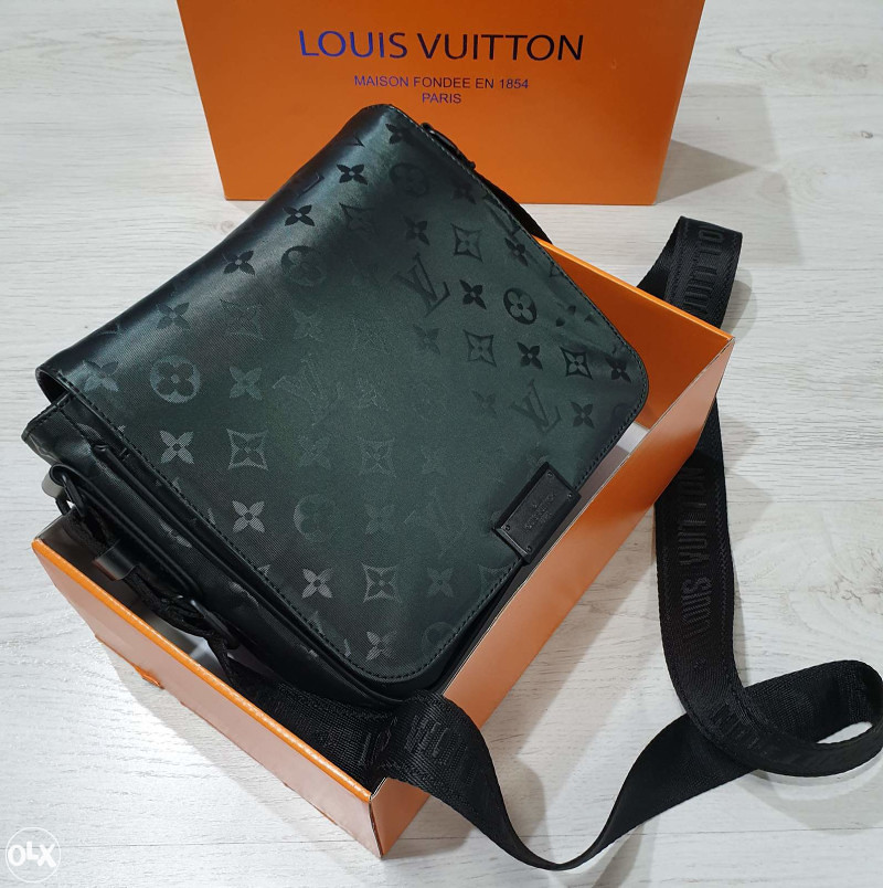 Louis Vuitton torbica - Novčanici - OLX.ba