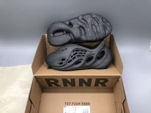 Adidas Yeezy Foam RNR - Onyx