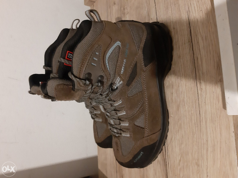 MAMMUT cizme br.38