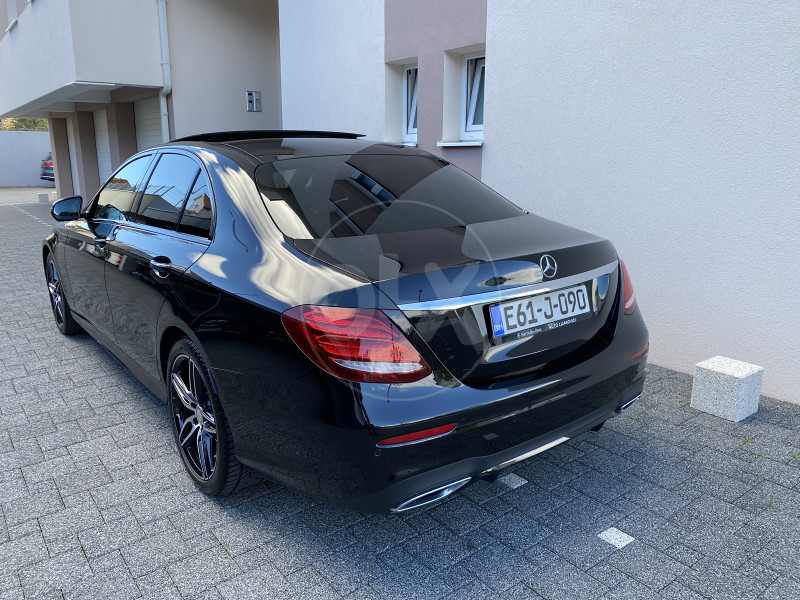 Mercedes Benz E220d 4MATIC AMG night