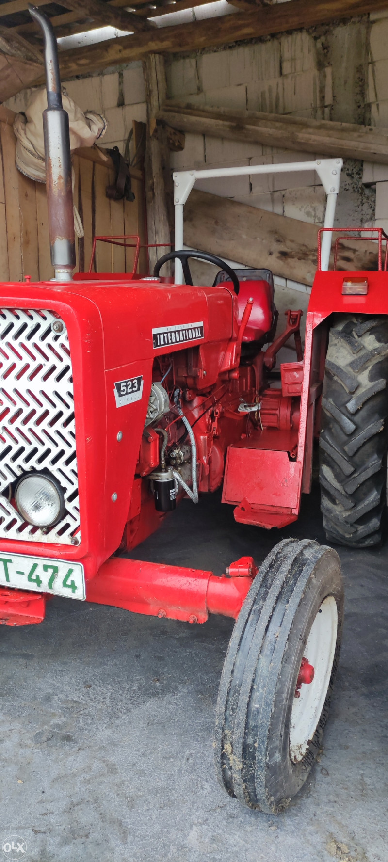 Traktor international 523