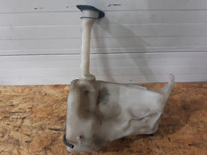 Boca vode za brisace kombi t4 multivan 701955453