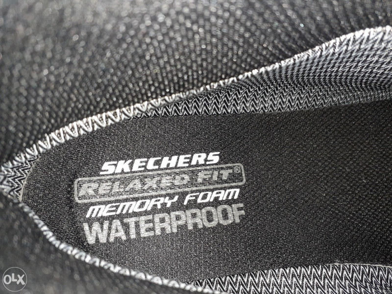 MUSKE CIPELE DUBOKE SKECHERS