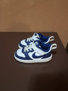 Nike 22