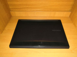 Laptop Samsung NP-700